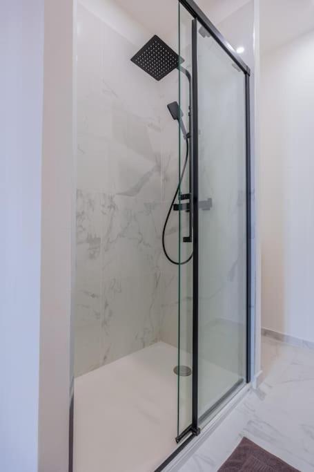 Le Havre Urbain En Hyper Centre Apartment ลาโรแชล ภายนอก รูปภาพ