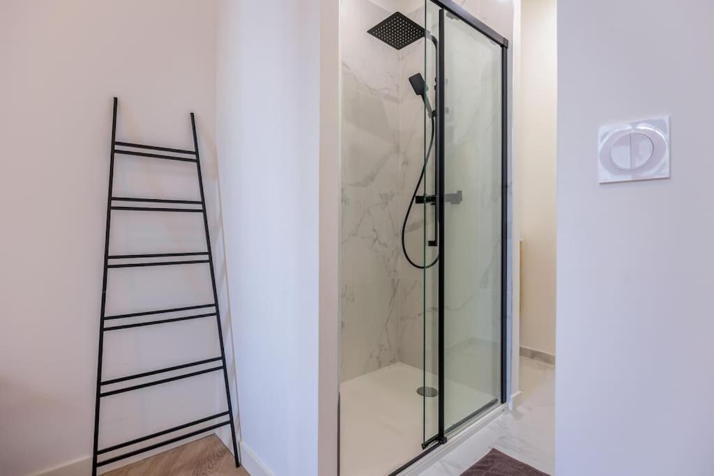 Le Havre Urbain En Hyper Centre Apartment ลาโรแชล ภายนอก รูปภาพ